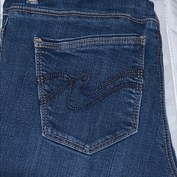 White House , Black Market Boot Leg 00S Jeans - Picture 7 of 7